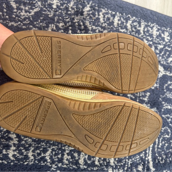 Women’s Sperry Gold Detail Shoes - Picture 7 of 8